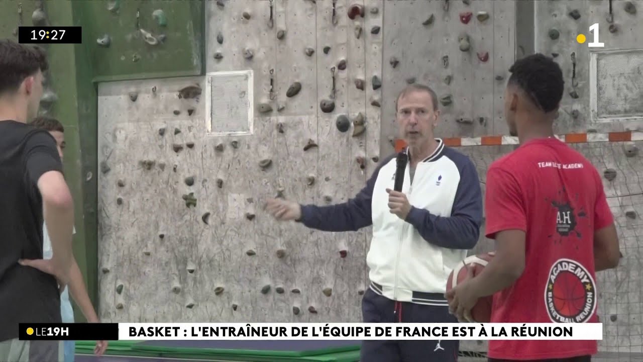L'ancien entra&icirc;neur de l'&eacute;quipe de France de basket, Vincent Collet, est &agrave; La R&eacute;union.