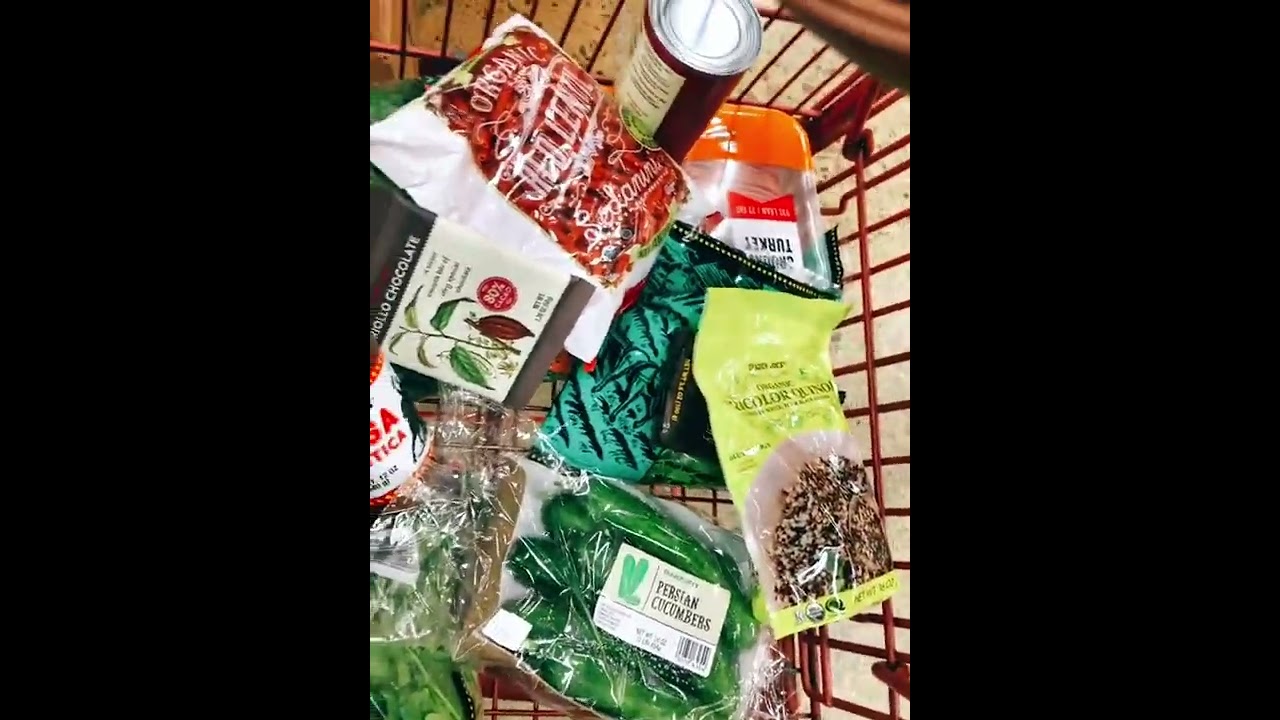 #grocerystorehaul #traderjoeshaul #sproutshaul #womenover40 #healthyrecipestoloseweight #mealprepid