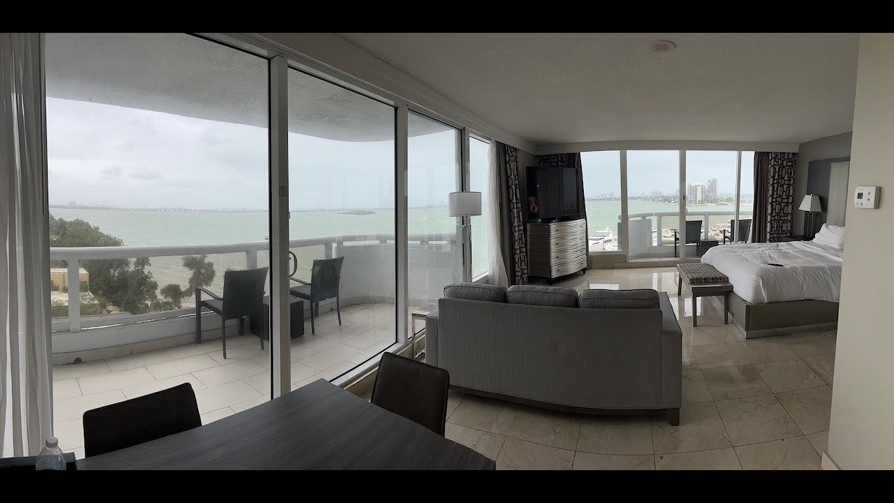 Room Review: Doubletree by Hilton Grand Hotel Biscayne Bay
