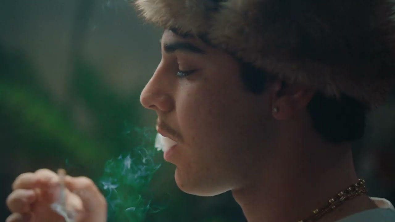 CON NADIE//VVS - GATTI (PROD. Koboss Beats, Ilyam) (Video Oficial)