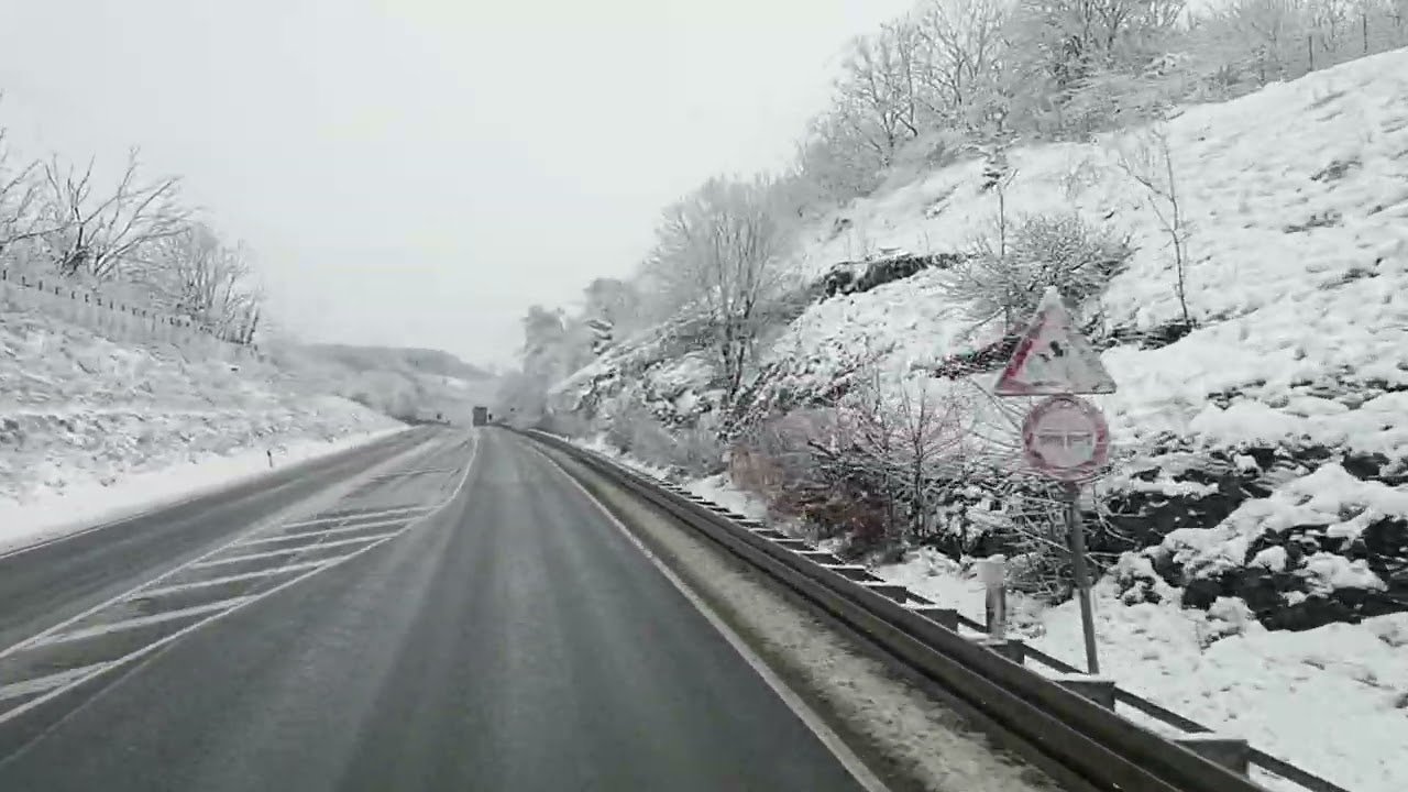 Road 239, Detmold, Town in Germany, 9:22 am, 08.03.2023