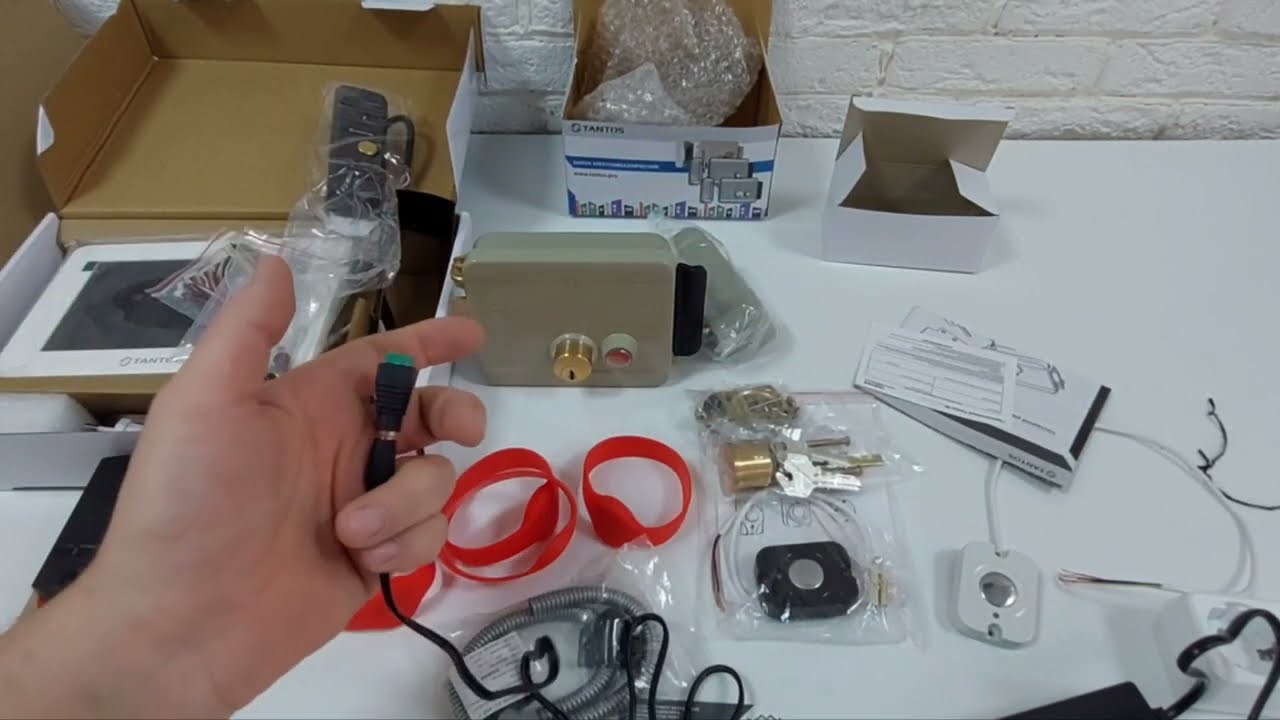 Подключение видеодомофона Tantos к замку электромеханическому, электромагнитному. Z5R, Matrix2-EK