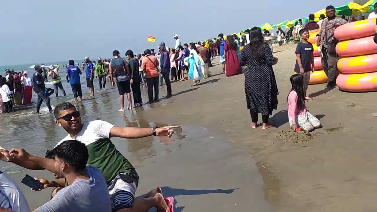 বিশ্বের দ্বিতীয় তম সমুদ্র সৈকত কক্সবাজার
