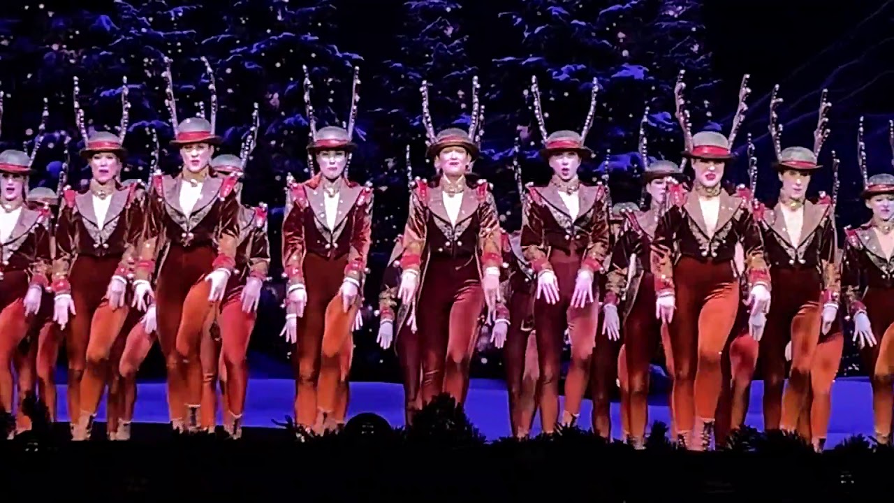 Radio City Music Hall    We're going for a Sleigh Ride