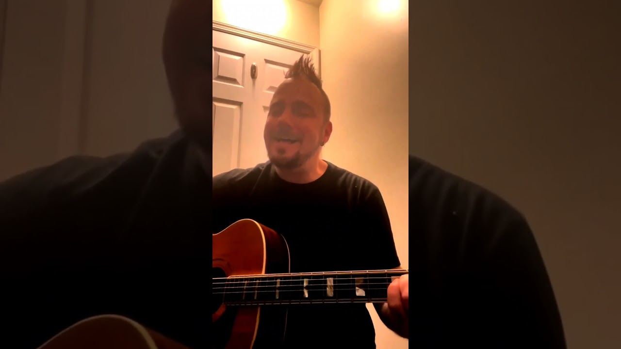 Adam Gontier- Hallelujah (Jeff Buckley Cover)