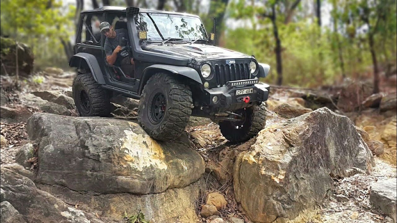 Jeep Wrangler JK Doing Some Extreme 4x4