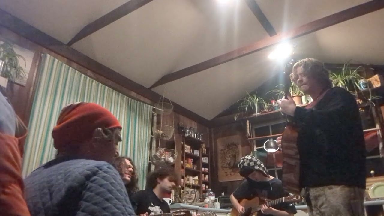 Kitchen Jam with The Lucky Boys at the Jack Shack 01/07/25, 'Trying Hard...'