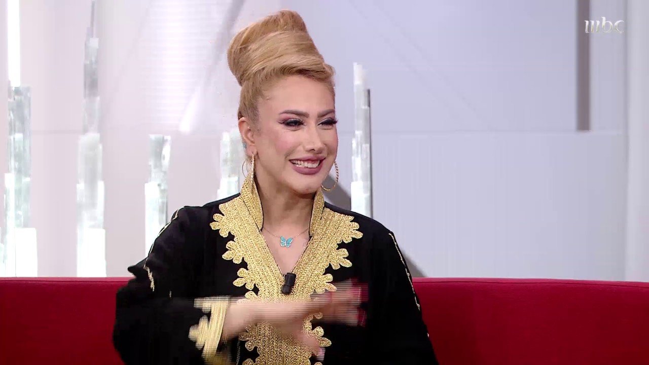 تحدي طريف بين الآغا وميس كمر على الهواء