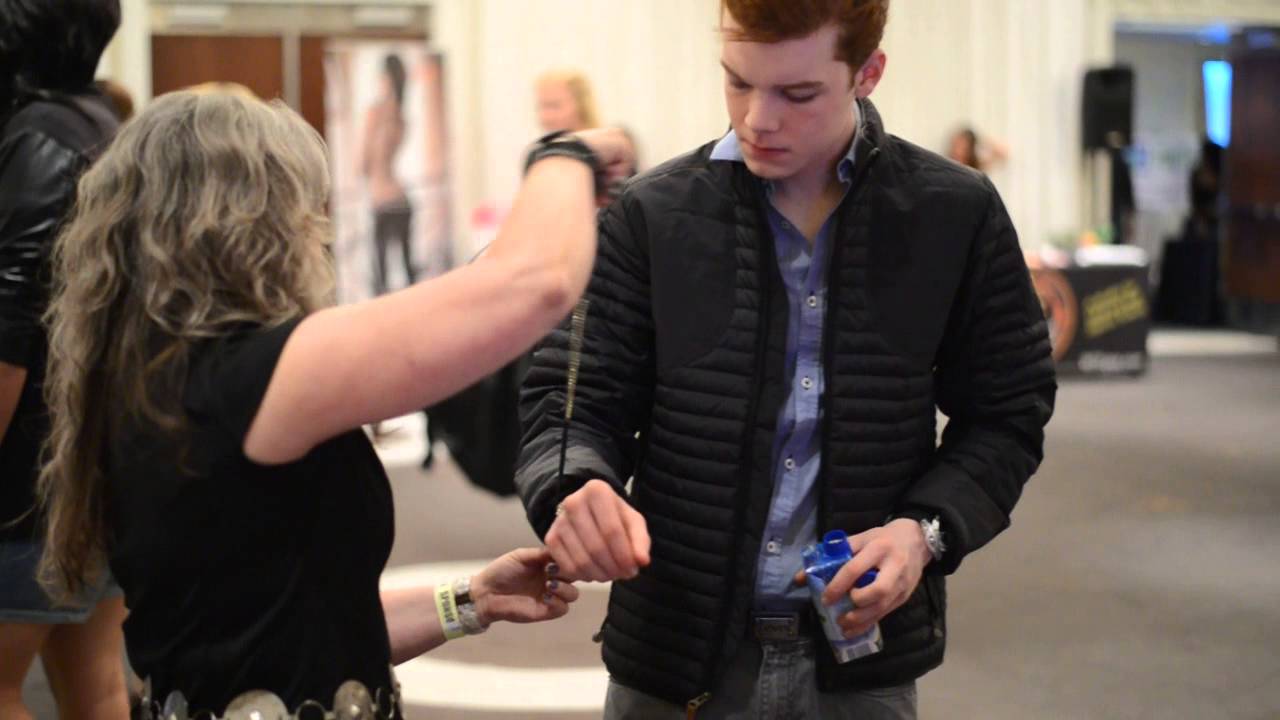 Audiopark with CAMERON MONAGHAN at the 2014 GBK MTV Movie Awards Gift Lounge #Audiopark@GBKpreMTV