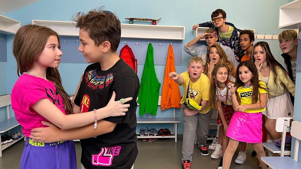 🥰 Kamil és Milana titkos randevúzásra mennek | KiKiDo Campus Hungarian | 23. Sorozat