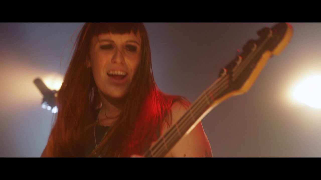 FALLEN LILLIES - PUPPET SHOW (CLIP OFFICIEL)