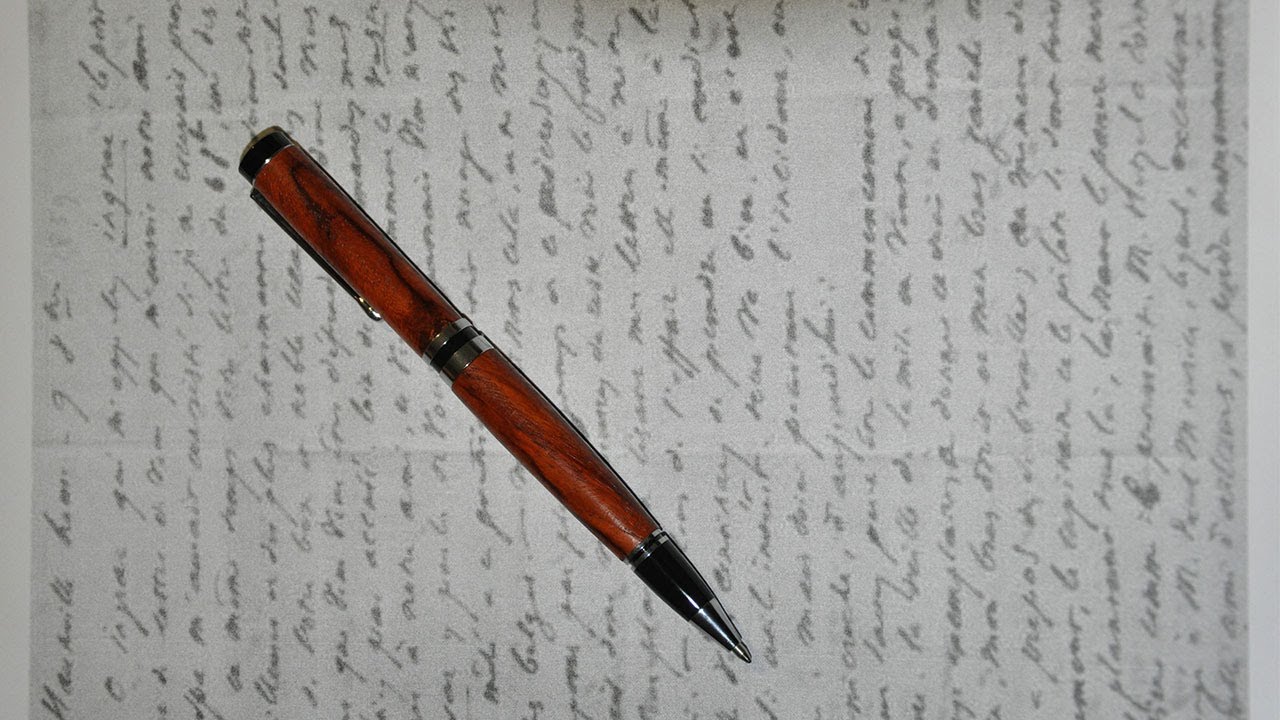 Stylo en bois de prunier