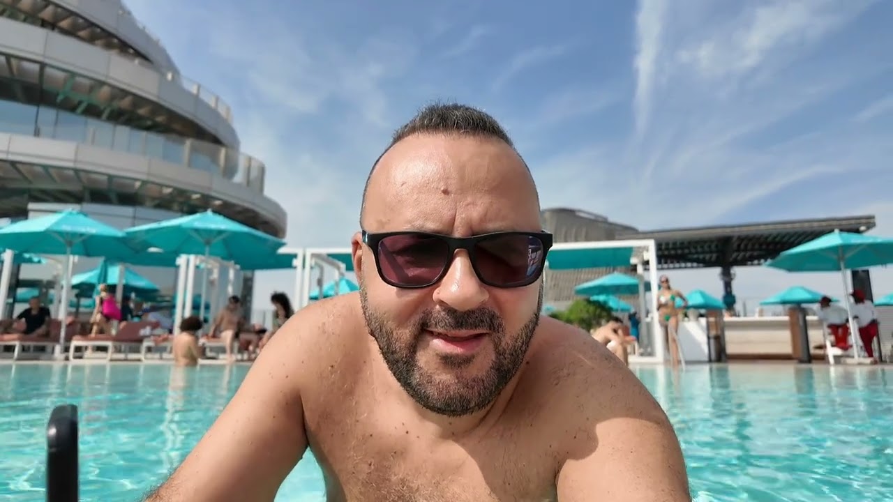 Dubai, Adress Sky View Pool Tour, cum arata piscina cu cel mai frumos view din Dubai!
