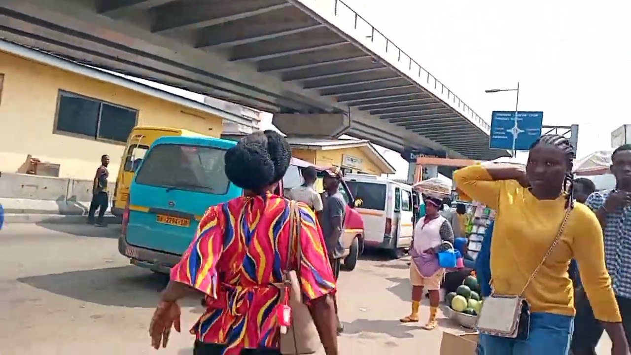 MY KWAME NKRUMAH CIRCLE STREET TOUR.