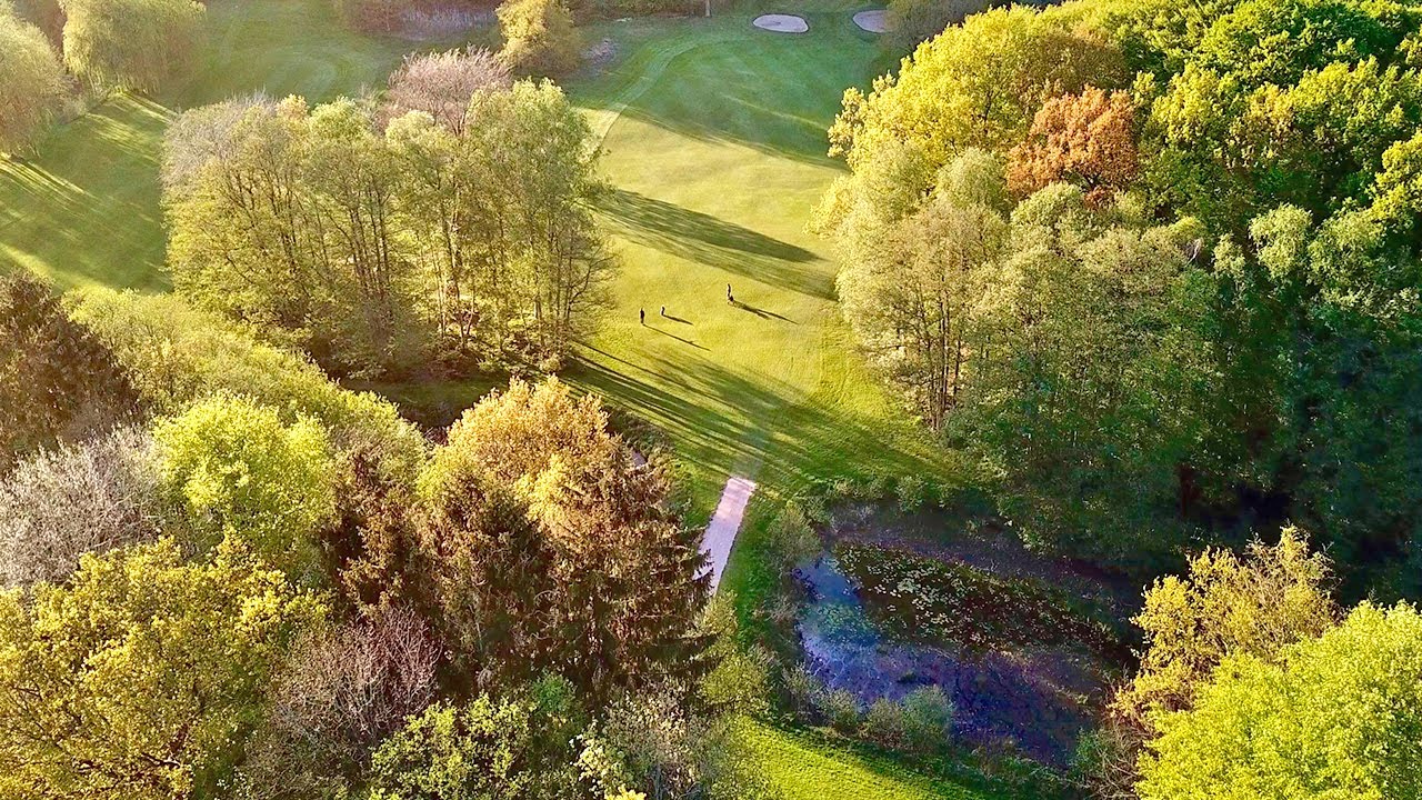 Golfclub Hamburg Gut Waldhof. Der 27-Loch Golfplatz aus der Luft.