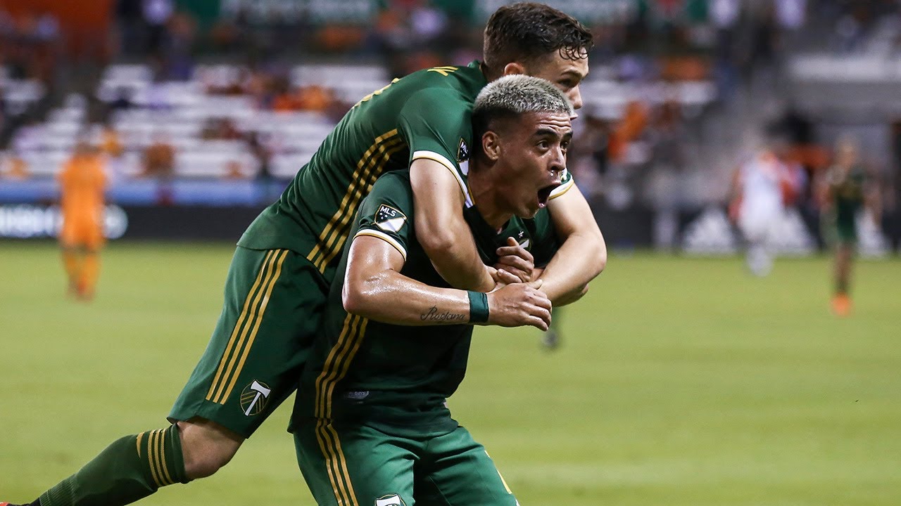 GOAL | Brian Fernandez scores in his debut to tie the game