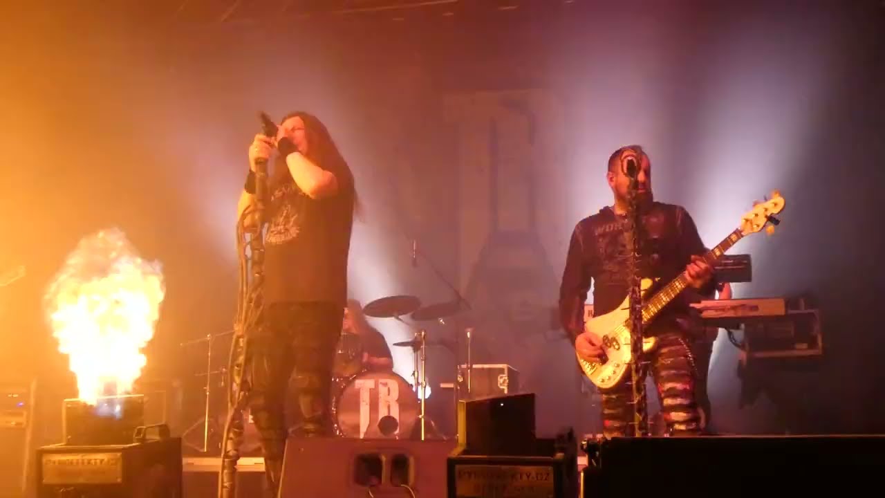 TRAKTOR / MORDOR KABARET (live) HOŘOVICE 17.3.2023