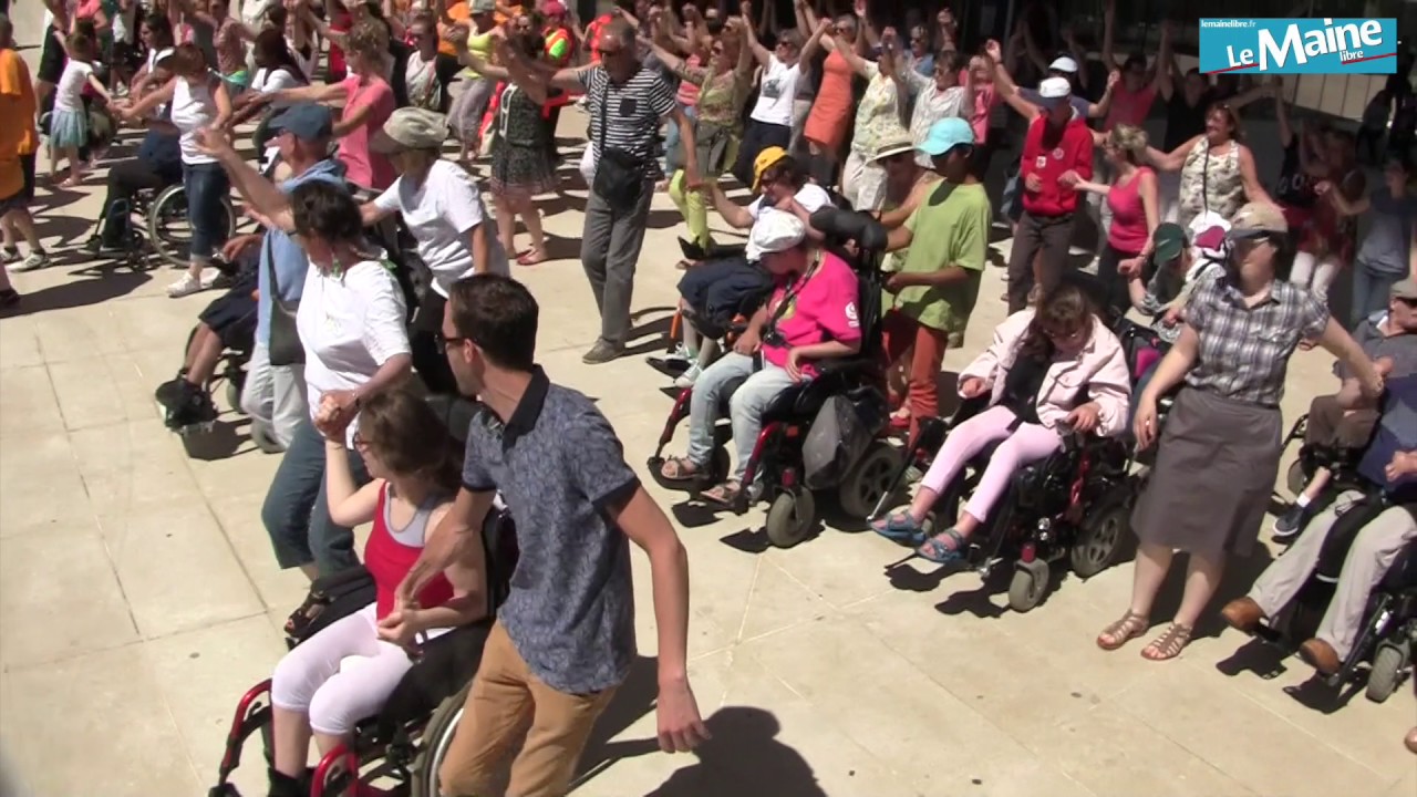 Le Maine Libre - Flash Mob contre les diff&eacute;rences