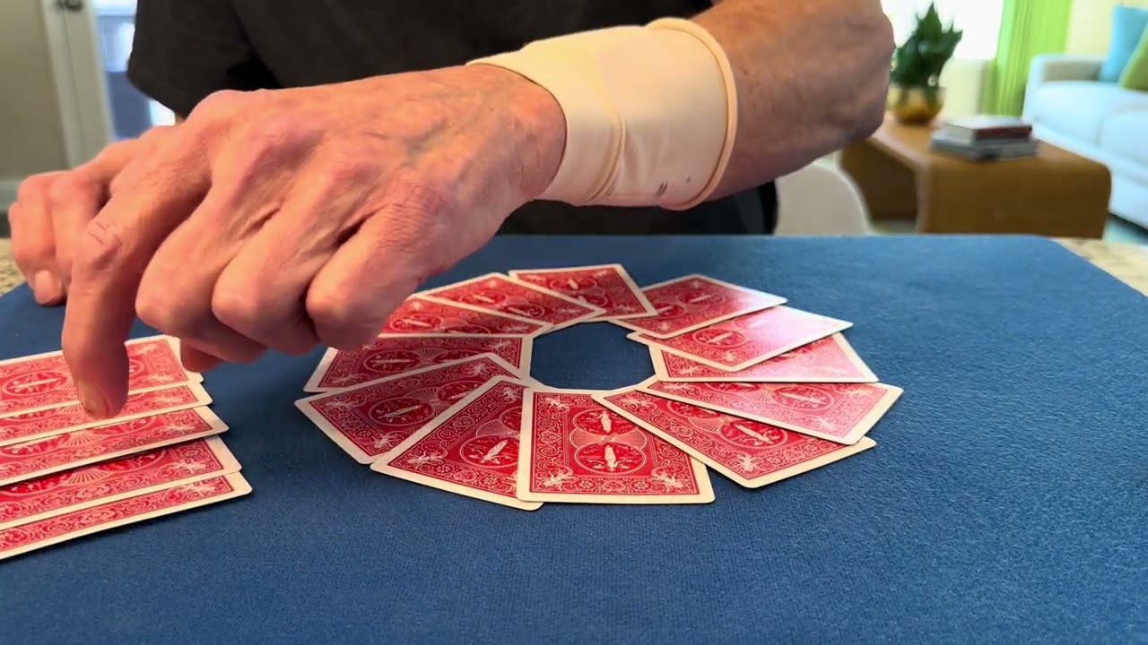 U Are A Hero In This Self Working Card Trick! 