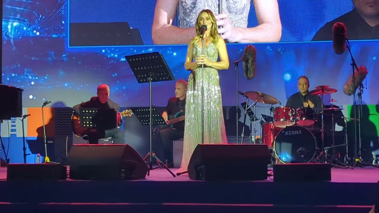 Serena Autieri - Roma nun fa' la stupida stasera / Vespucci Tour Presents (Abu Dhabi, 29 Dec 2024)