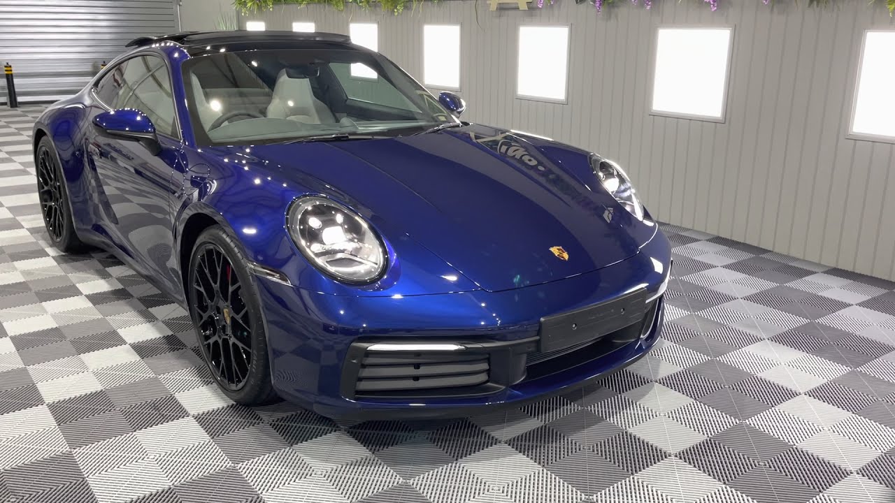 Porsche 911 992 Carrera S PDK 2019/69, цвет Gentian Blue, салон из кожи Crayon.