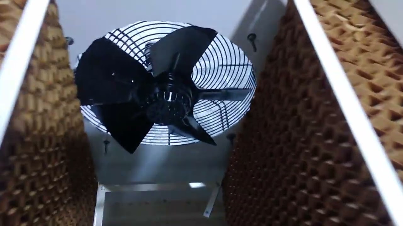جهاز للتبريد كوري الدجاج و الارانب و الحماية من الحرارة المفرطة