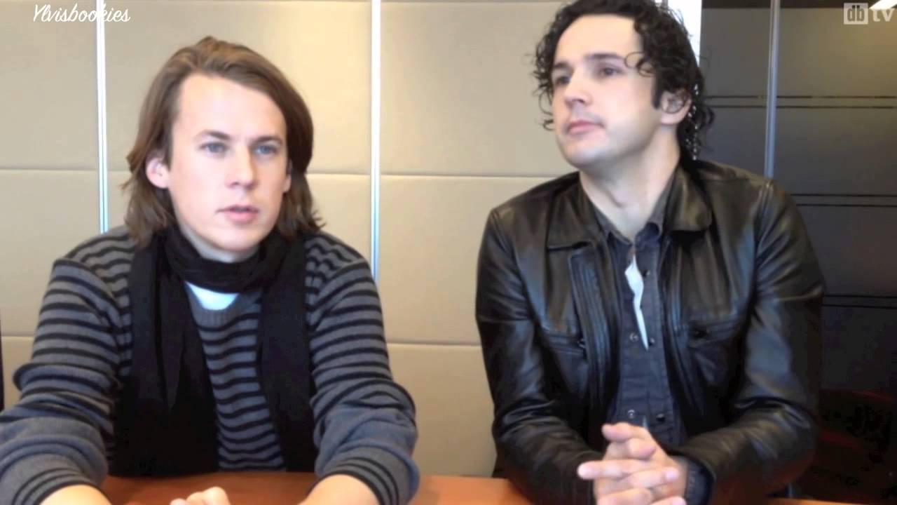 Ylvis - Interview with Norwegian media in Hong Kong (Eng subs)