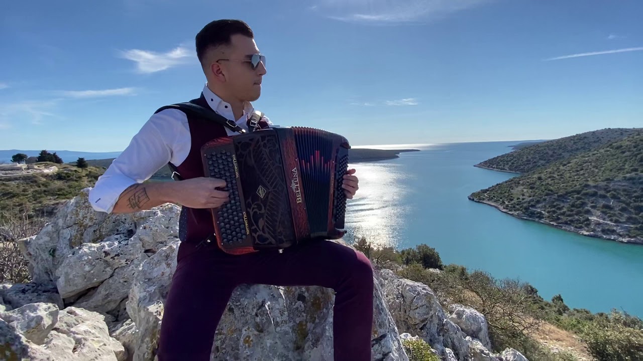 ISTARSKI BALUN - Luka Brgić