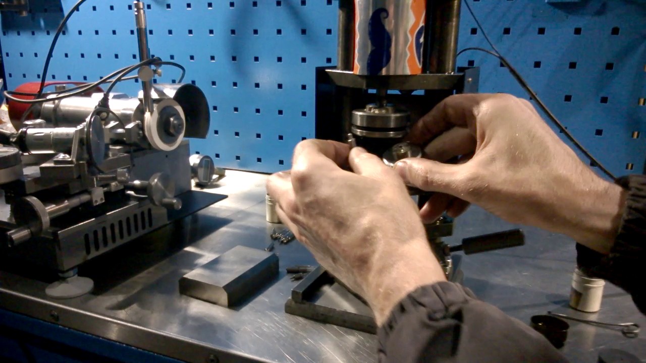 Бош пьезо, восстановление .Repair BOSCH CR piezo injector. Recovery valve lapping method.