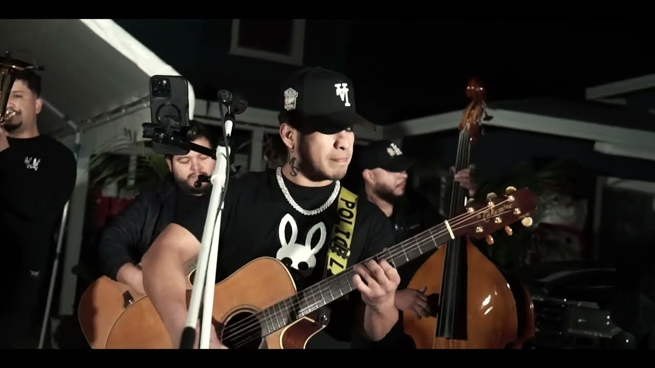 Junior Castro - “Muñeca” (Inedita En Vivo) 