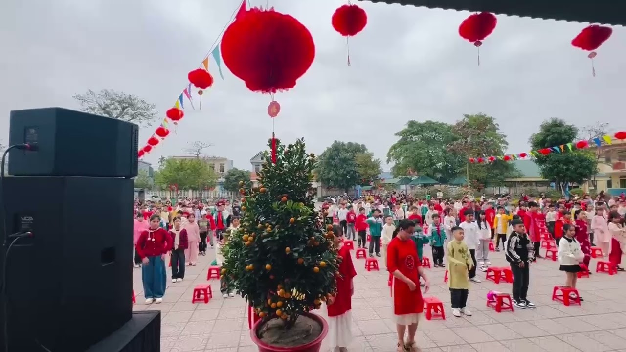 Liên khúc Xuân - Tiểu học Đông La 