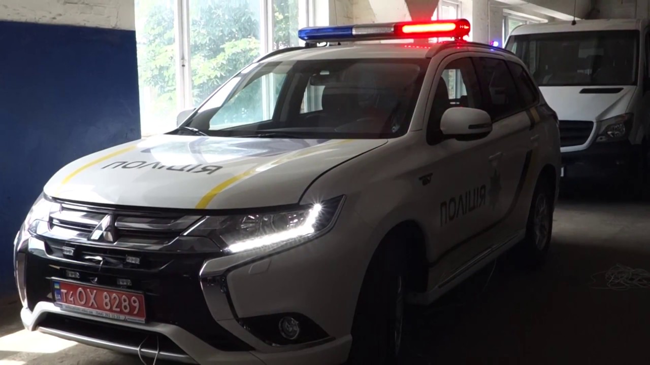 Дополнительное оборудование Mitsubishi Outlander фарами XT 3