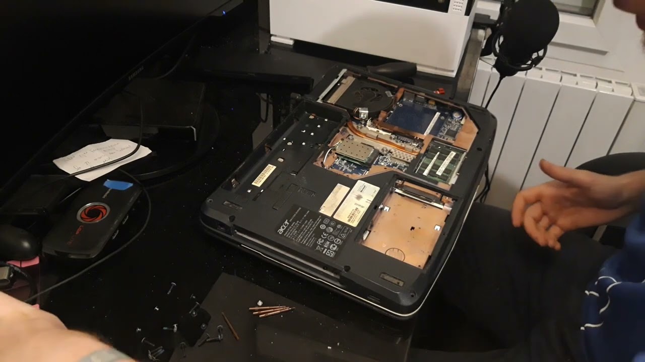 Restauration PC Portable Acer Aspire 5715Z en Piteuse Etat