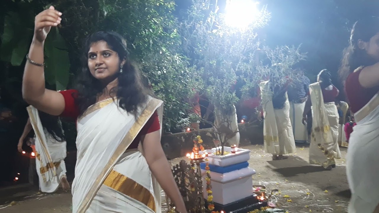 ആതിര രാവിൽ.......    2021