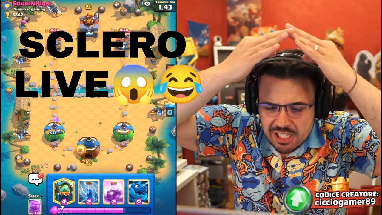 CICCIOGAMER SCLERA in LIVE contro il suo team mentre PERDE a CLASH ROYALE😱😂