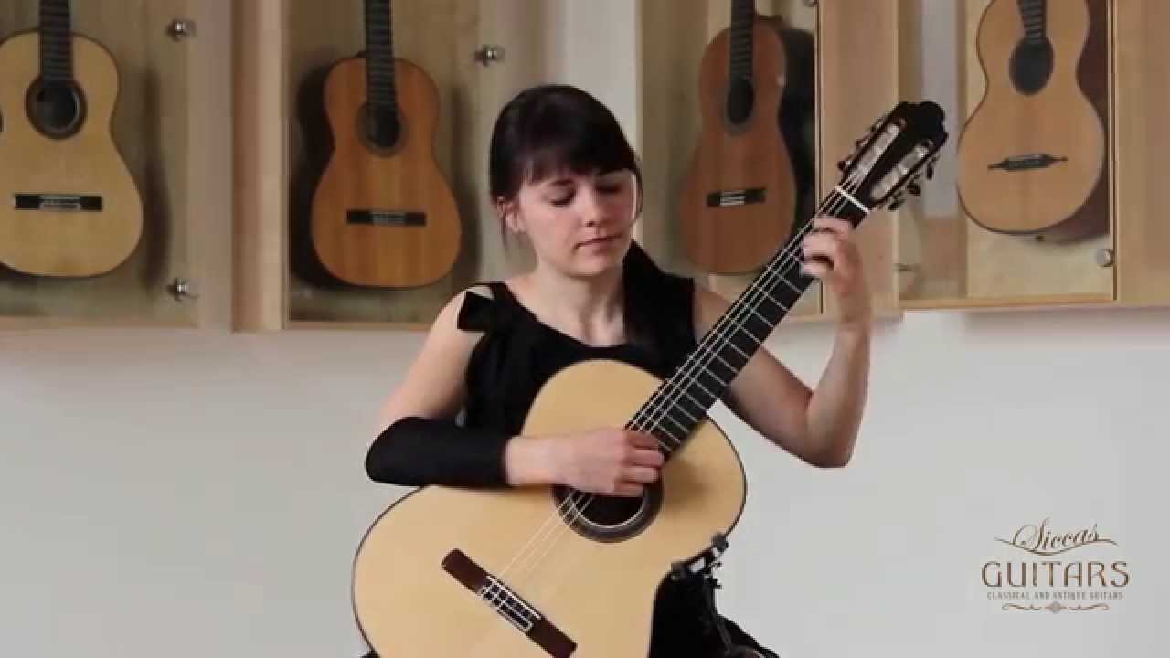 Isabella Selder plays No. 3 of Five Bagatelles by William Walton on a 2012 Paco Santiago Marin