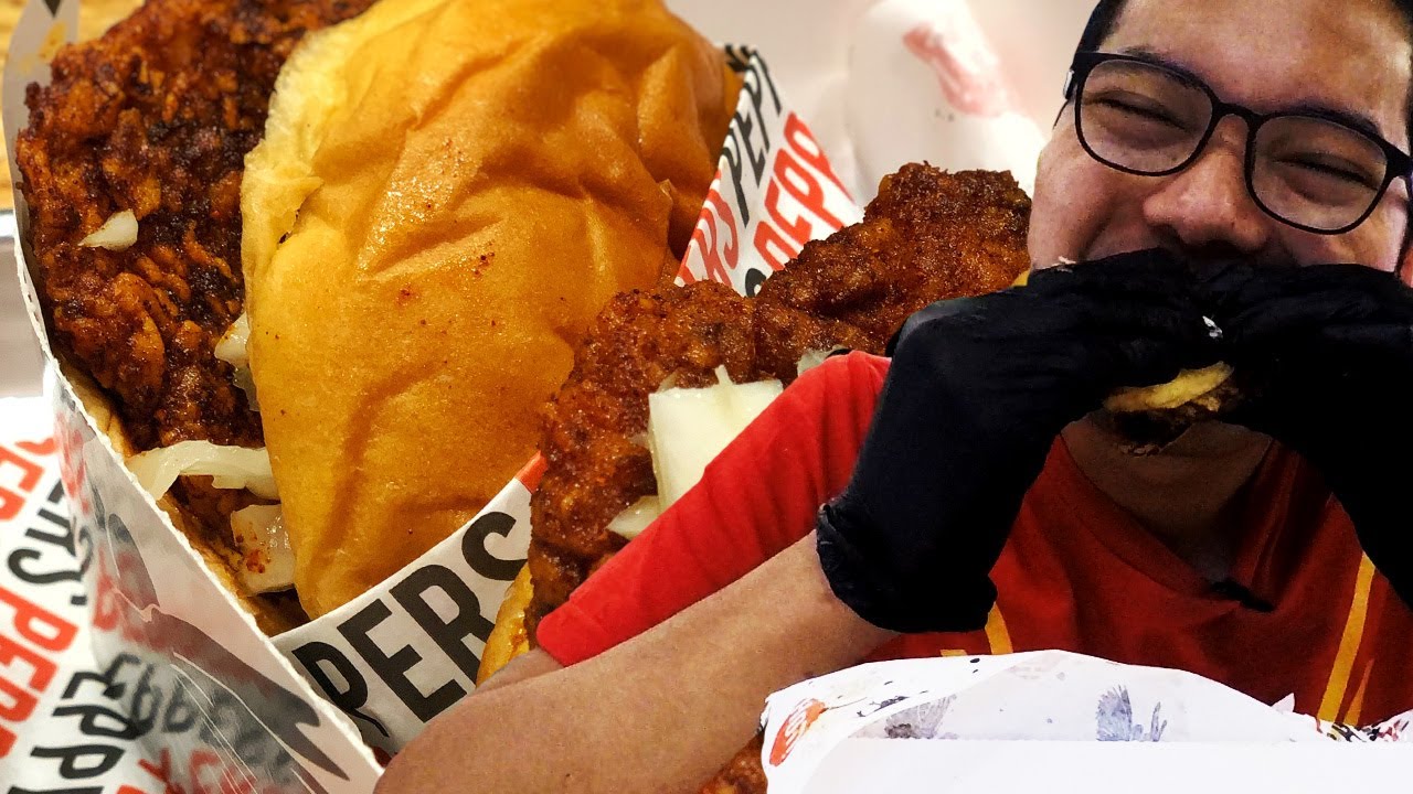 PEPPERS! THE BEST CHICKEN BURGER IN DUBAI!