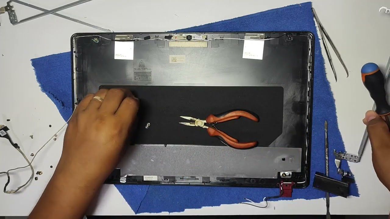 Desensamble Desarme y Cambio de Back Cover Tapa de la pantalla y Bisagras Acer Es1 572 523 533 532
