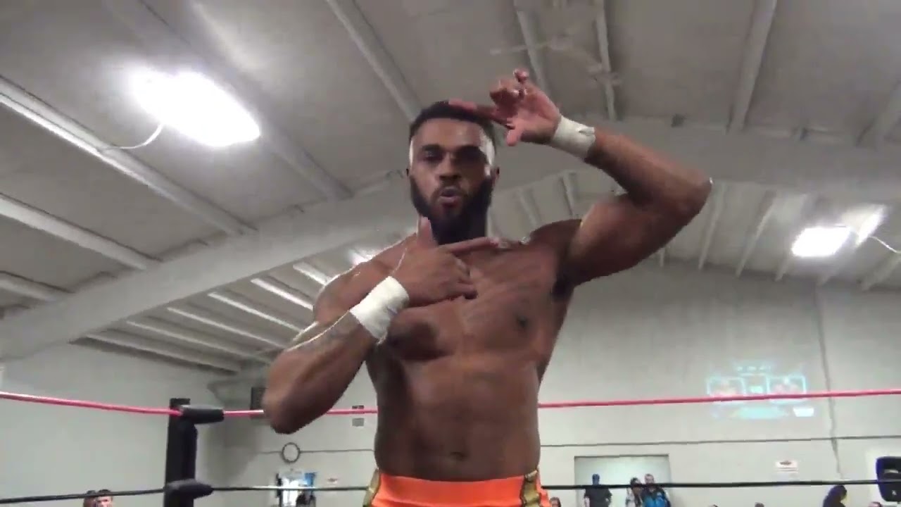 Isaiah Moore vs Russ Jones
