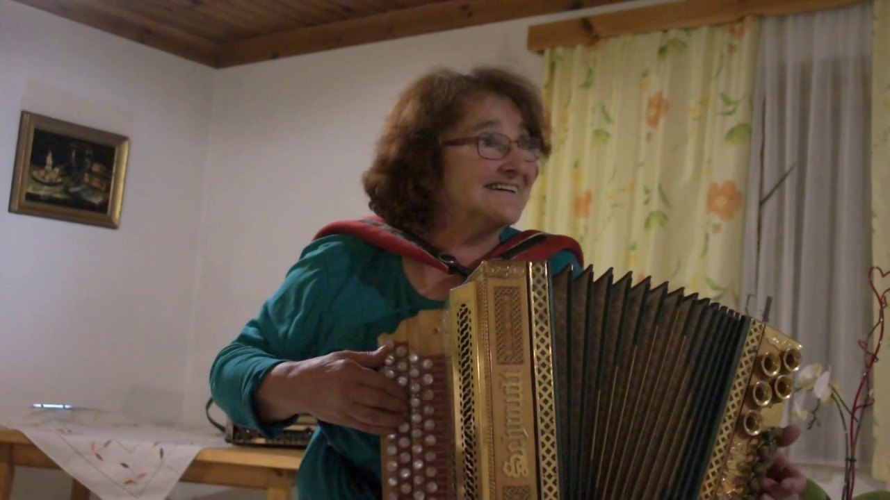 Kleiner Harmonikaspieler .... BS Wegl Frida 32-1 © OlmHERZ