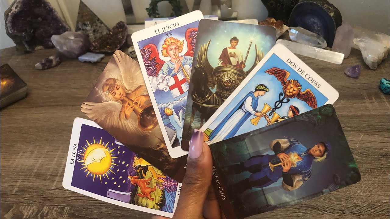 ARIES ♈️REUNION WITH A PAST LOVER🌹 A STEP BACK PUSHES THIS FORWARD!⭐ GETTING CRYSTAL CLEAR!🧿