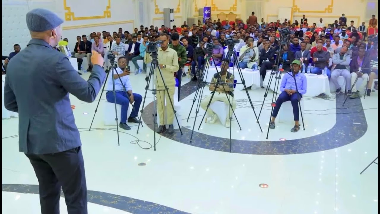 Inta Aad Kor Baxayso In Ka Badan Hoos U Bax| Warsame Bade
