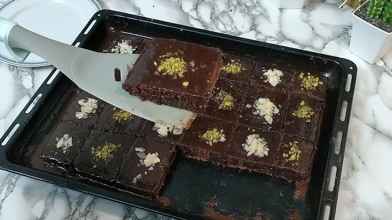 كايكة بحجم عائلي بأربع بيضات فقط لذيذة جدا