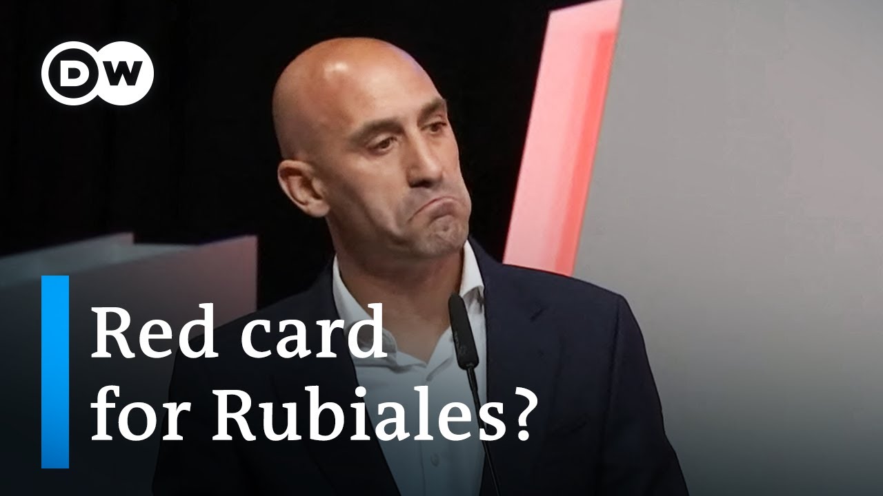 FIFA suspends Spain's federation boss Rubiales over World Cup kiss | DW News