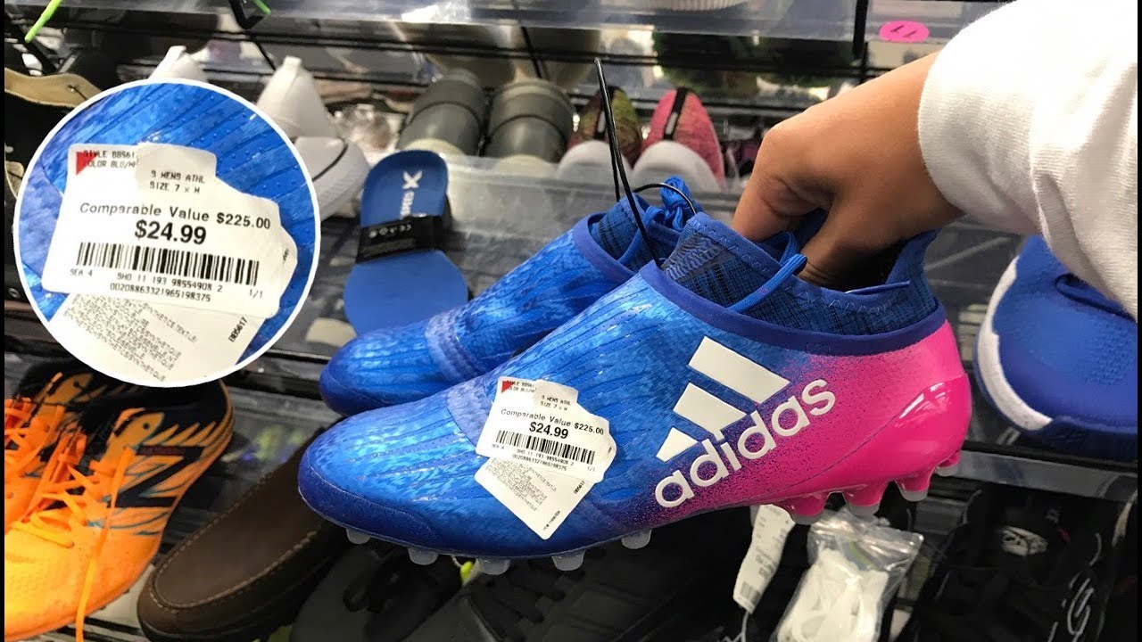 Безумные футбольные скидки в магазинах Marshalls, Burlington и других! Бутсы по цене $300 за $25!
