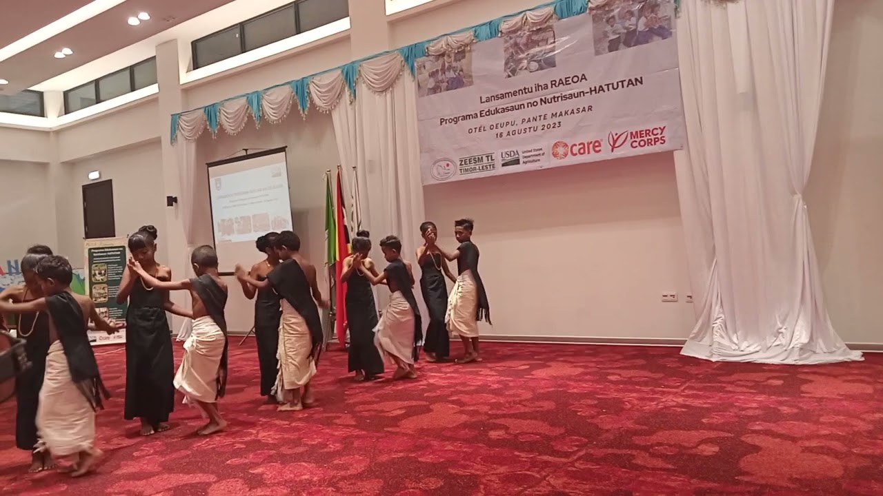 DANSA SURU BOEK //  EBC BOBOLOA