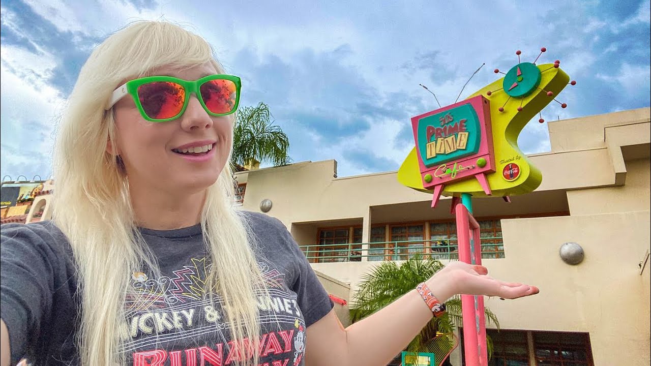 Disney's Hollywood Studios! 50s Prime Time Cafe MY FIRST TIME, New Marvel Merch & Big Changes Coming