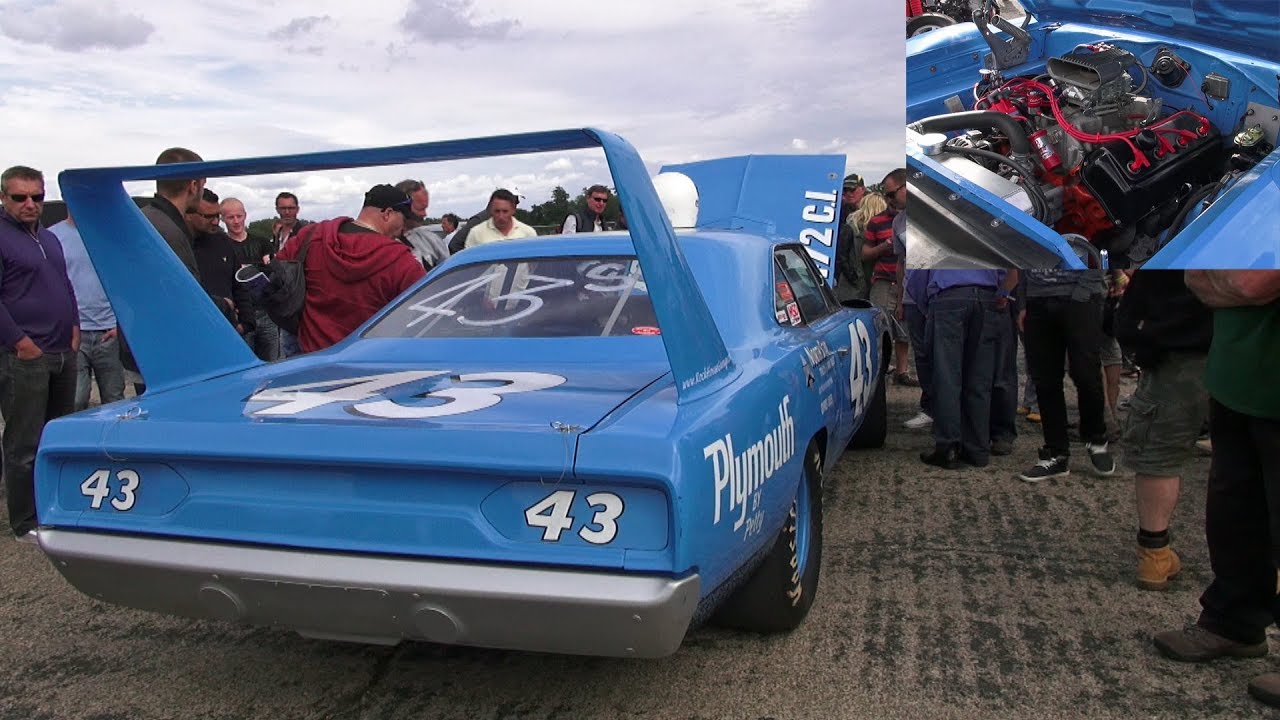 🇺🇸 Great Sounding V8 Plymouth Superbird 