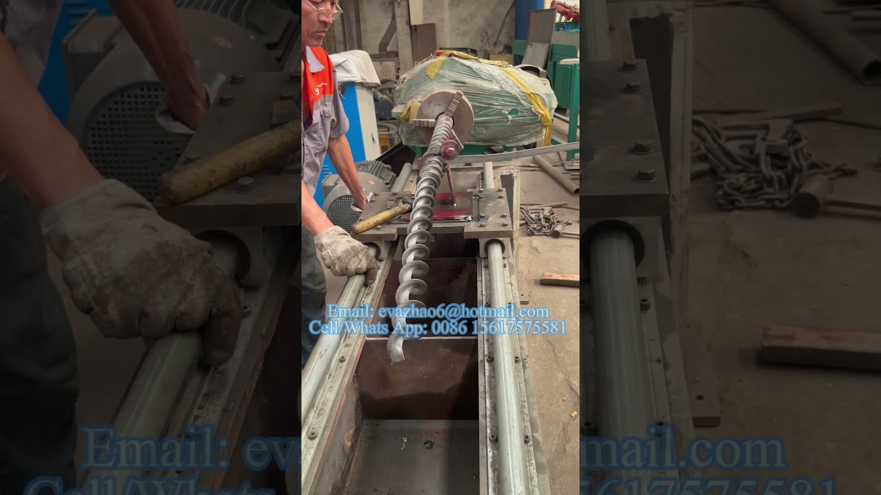 Continuous Lathe Type Auger Flight Making Machine, Spiral Flight Forming Machine