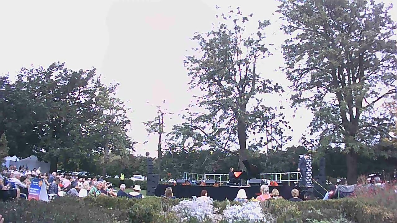 [Opera] Italian Opera in Australia in the park in Summer,Canterbury Garden意大利歌剧在澳洲夏天公园墨尔本1